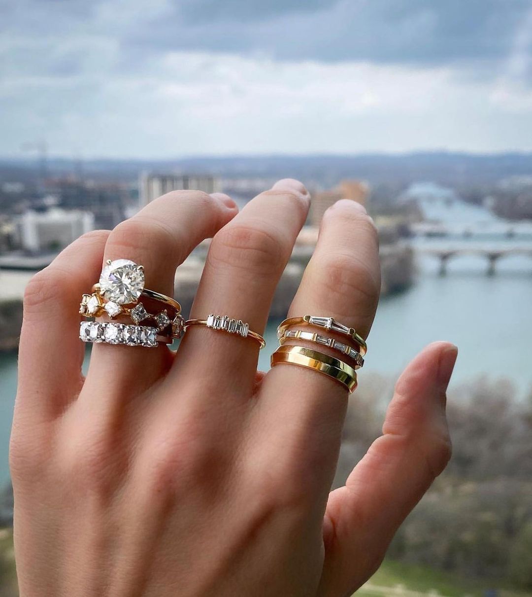 Highlight Good Stack no. 7 by Good Stone available in Gold and Platinum