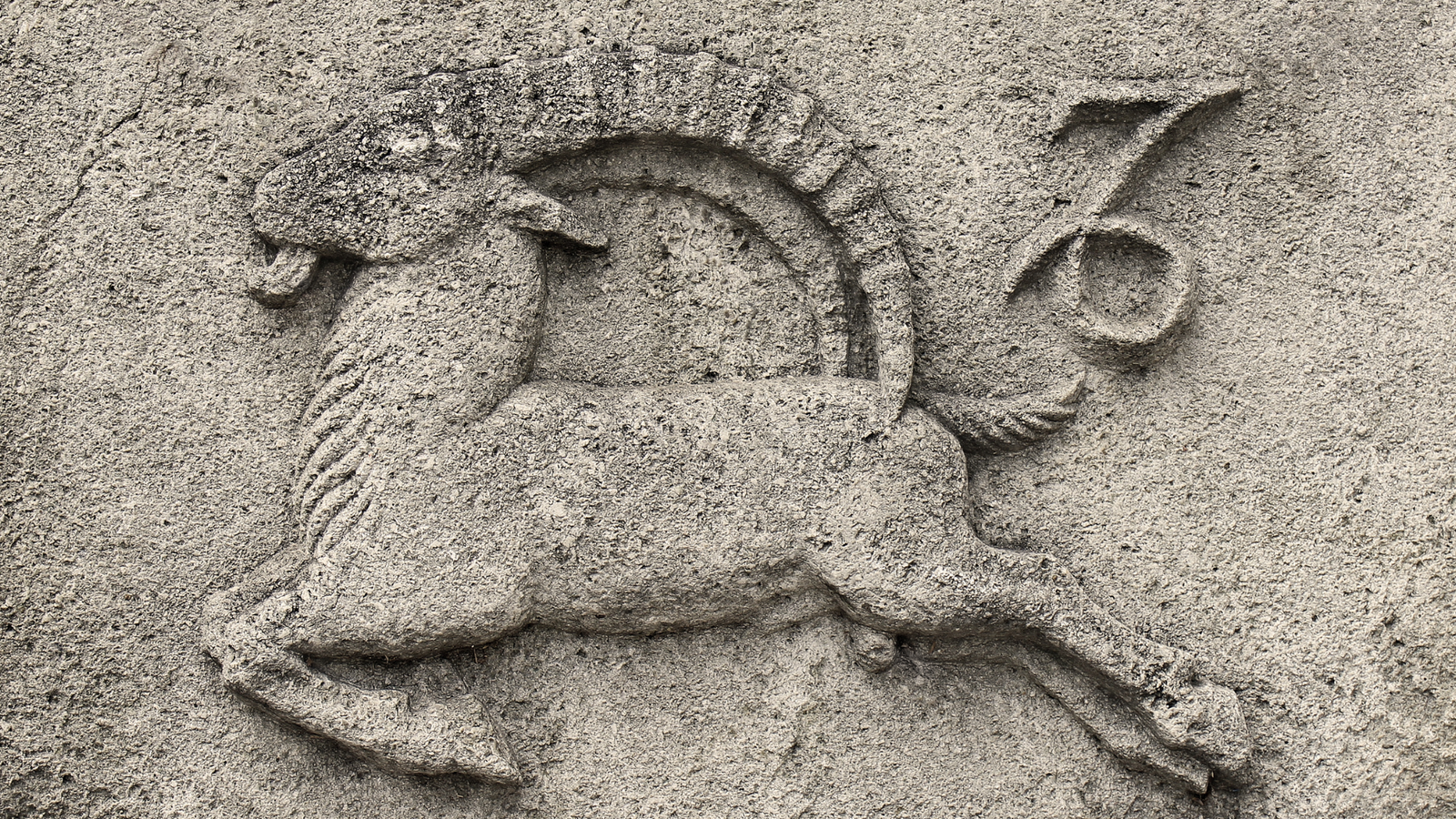 Capricorn Zodiac Jewelry: Best Jewelry for Capricorn Zodiac Signs to Wear