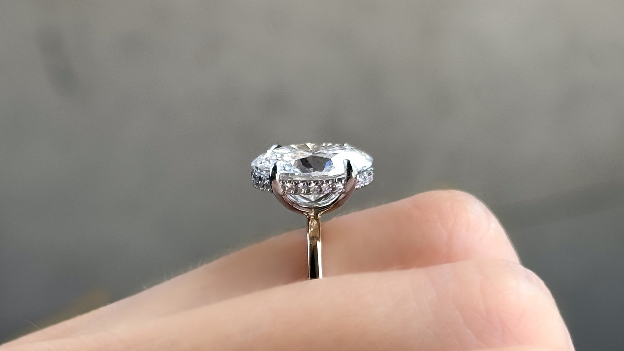 GOODSTONE hidden halo engagement ring