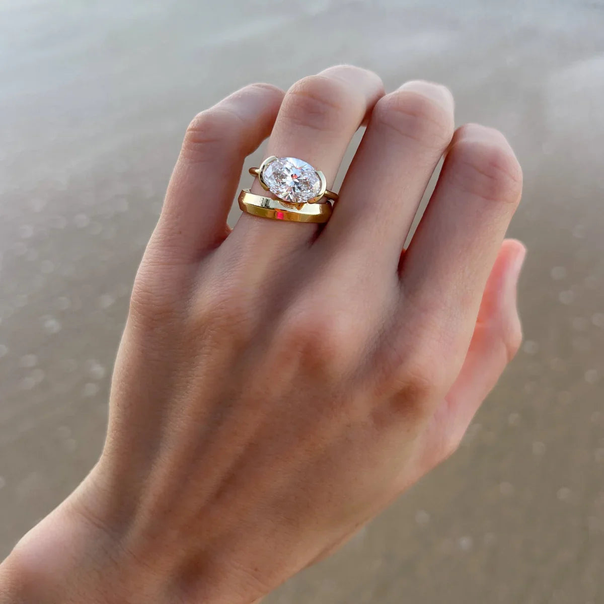 The Best Settings for Oval Diamonds and Why They Work