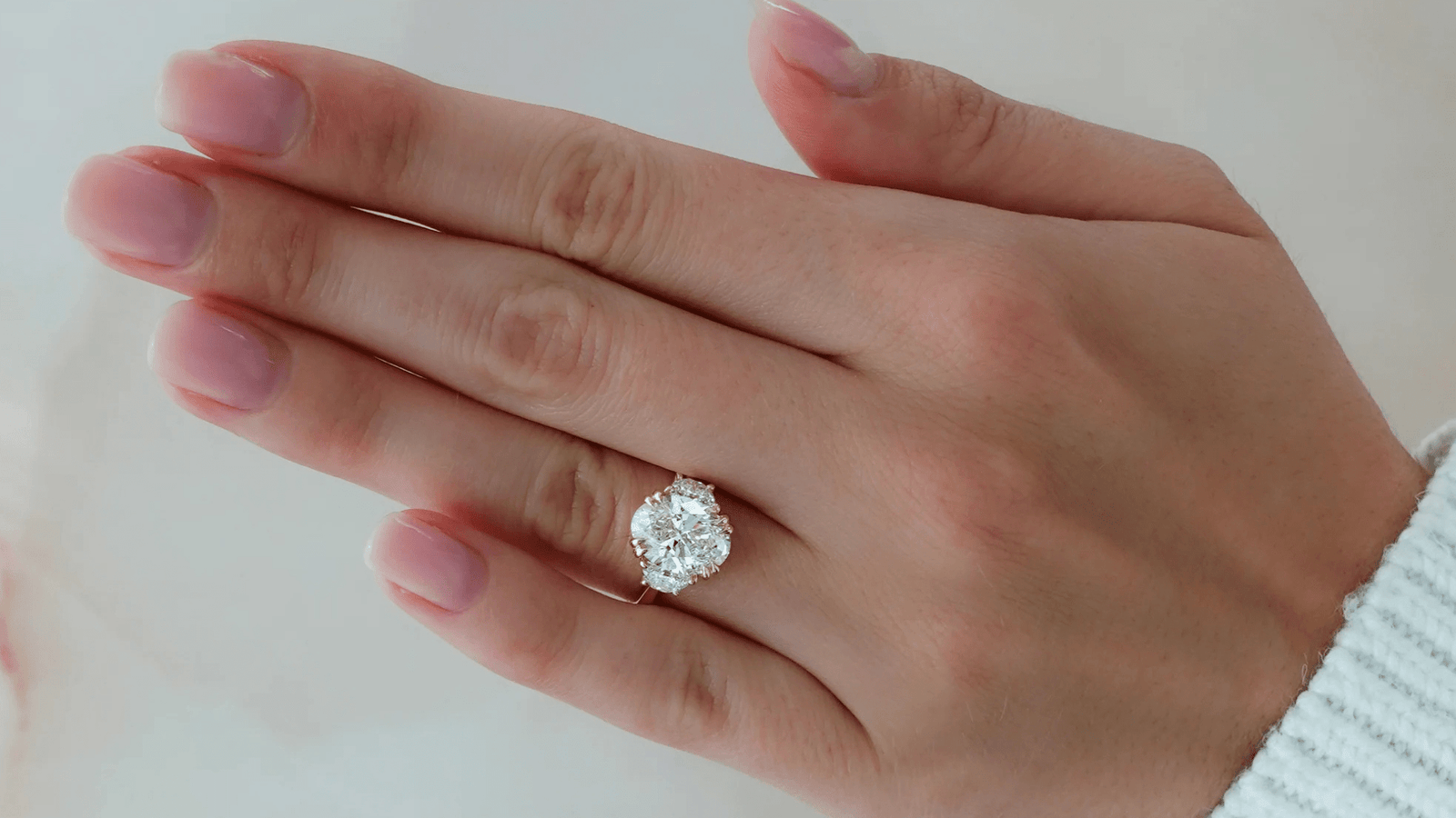 Lainey Wilson's Engagement Ring - GOODSTONE