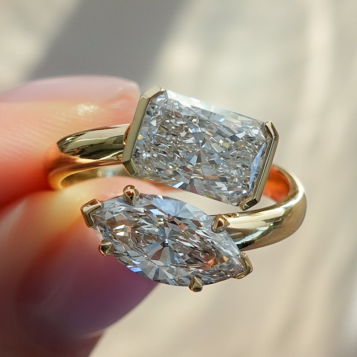 What Is a Toi et Moi Ring? The Two-Stone Style Explained - GOODSTONE