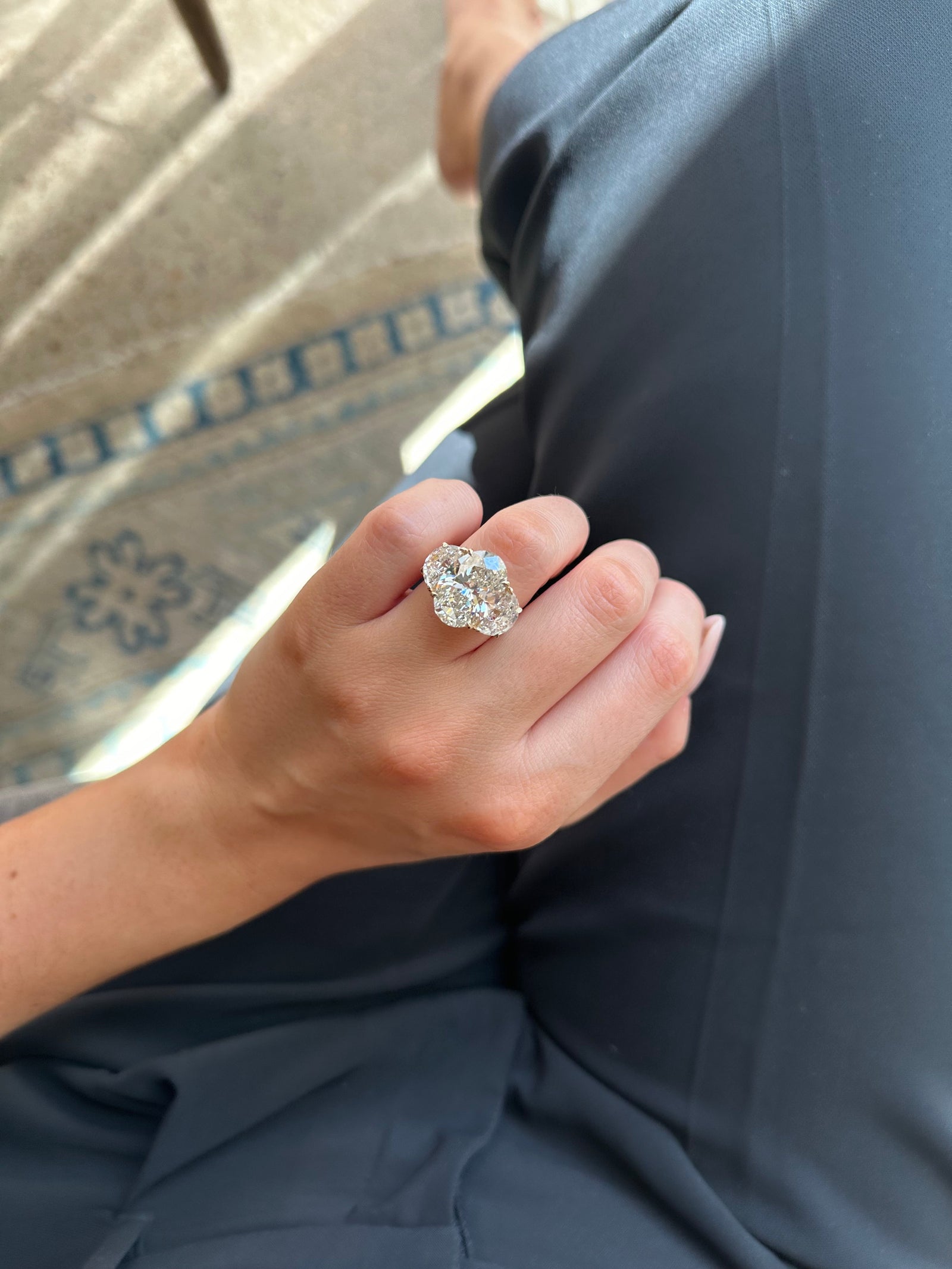 What Nobody Explains About the Diamond Bow Tie Effect - GOODSTONE