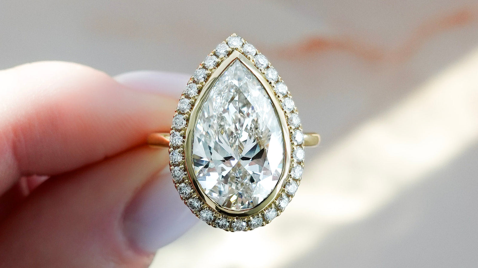 Bezel Set Halo Series