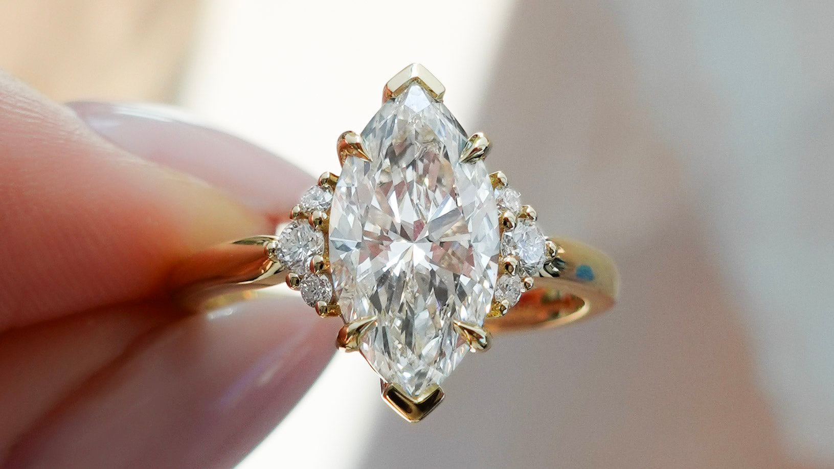 Signature Cluster Rings