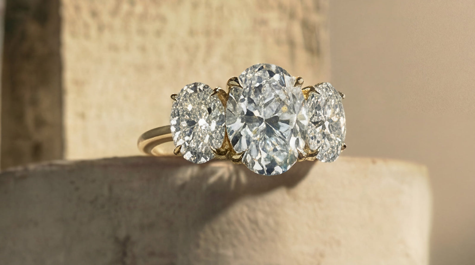 Oval Cut Engagement Rings - GOODSTONE