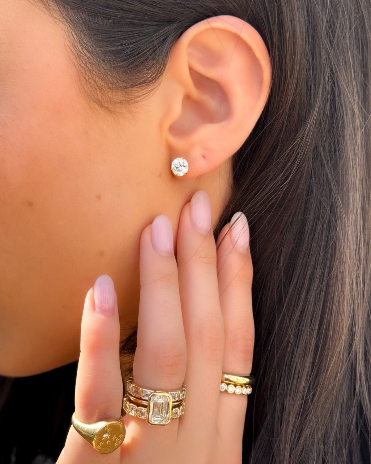 2CTW Round Cut Single Point Prong Diamond Studs - GOODSTONE