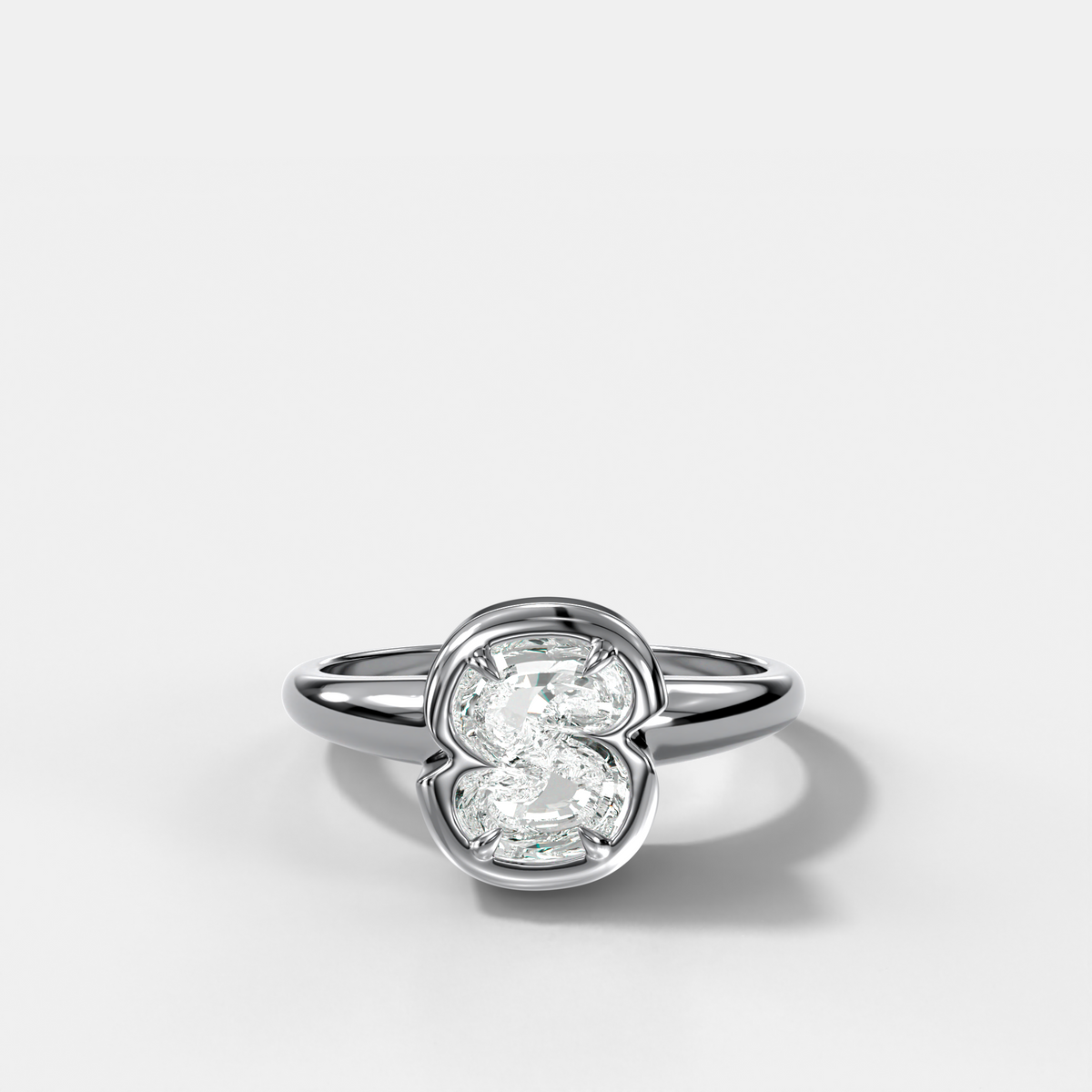 Anillo con inicial de diamantes Club - Letra S