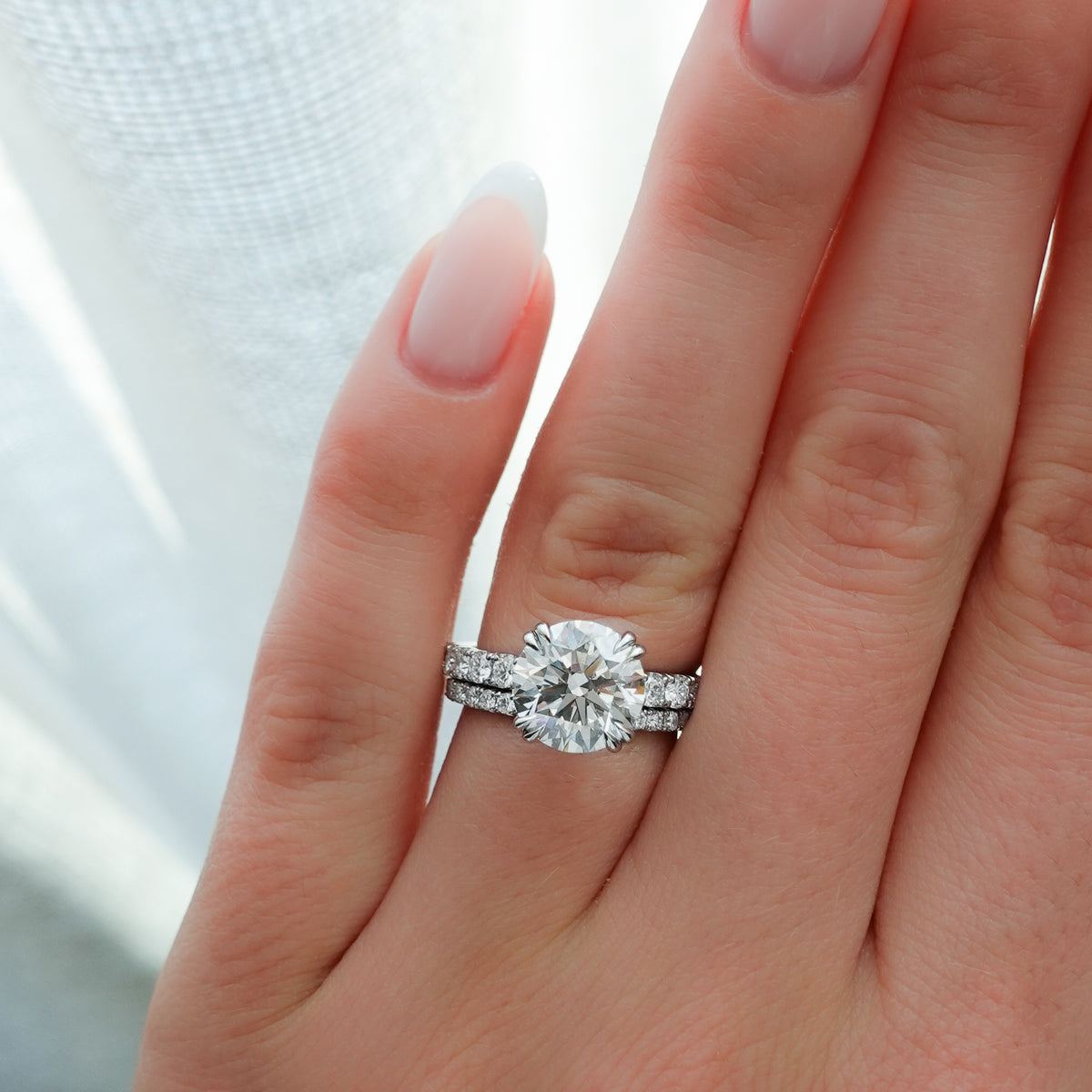 Anillo Cenit Con Corte Redondo