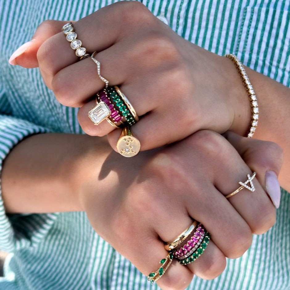 Penumbra Bezel Set Engagement Ring With Emerald Cut