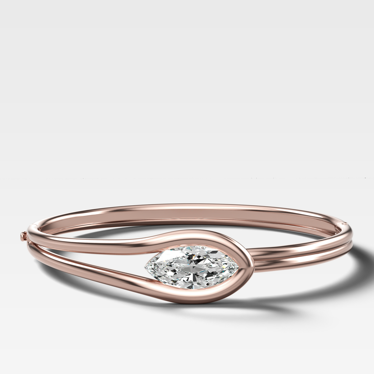 Brazalete Lazo con Diamante de Talla Redonda