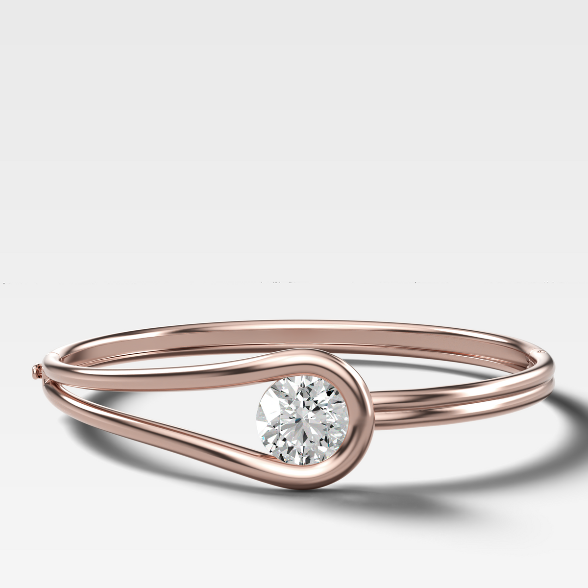 Lasso Bangle with Round Cut Diamond