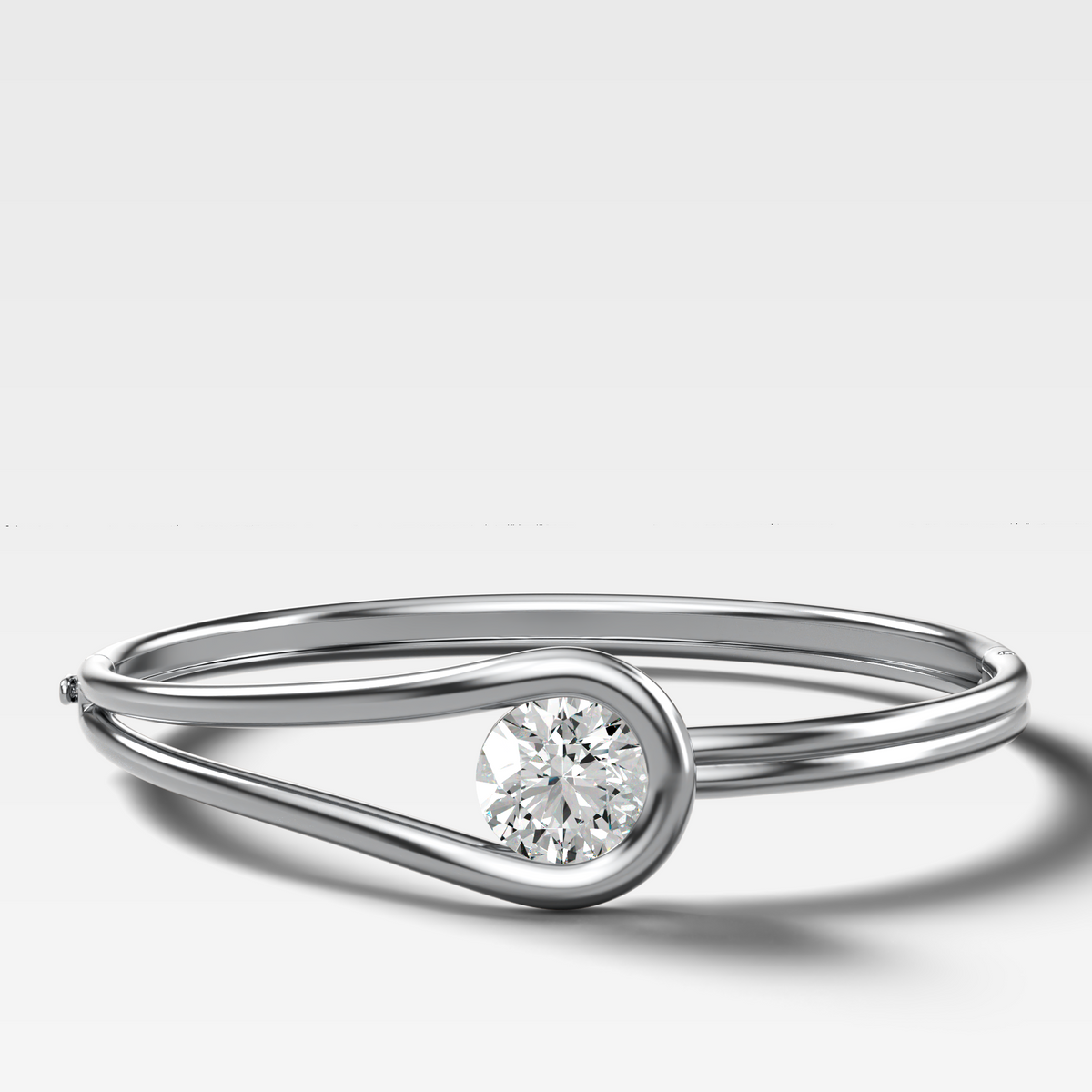 Lasso Bangle with Round Cut Diamond