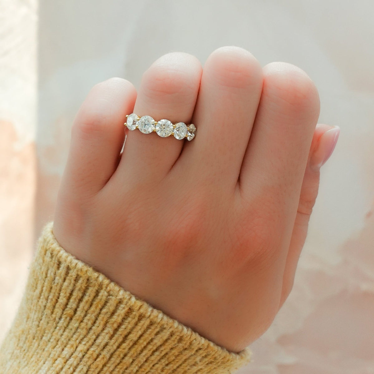 Five Stone Shared Prong Diamond Band With Round Cuts (2.50ctw) - GOODSTONE