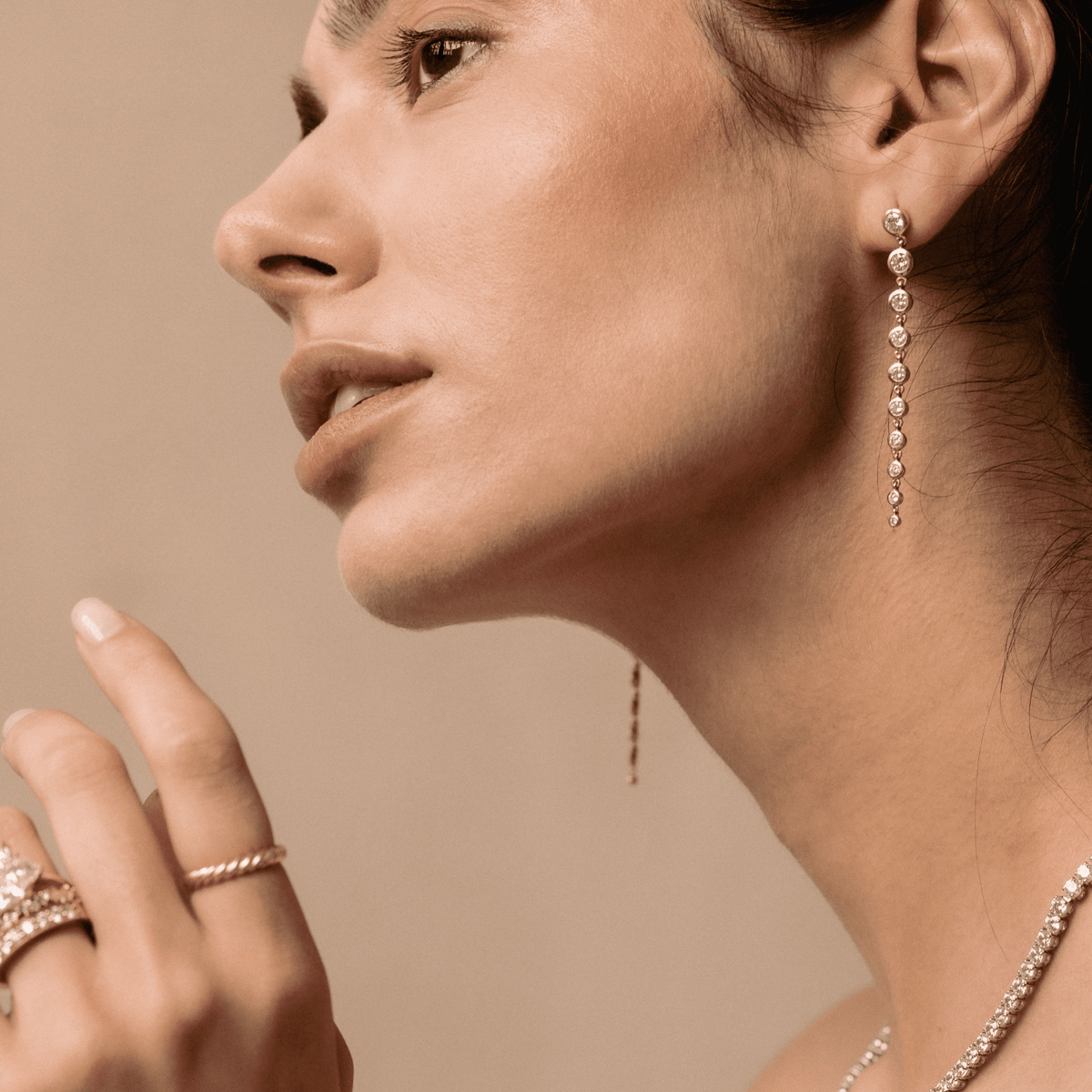 Graduated Bezel Round Diamond Drop Earrings - GOODSTONE