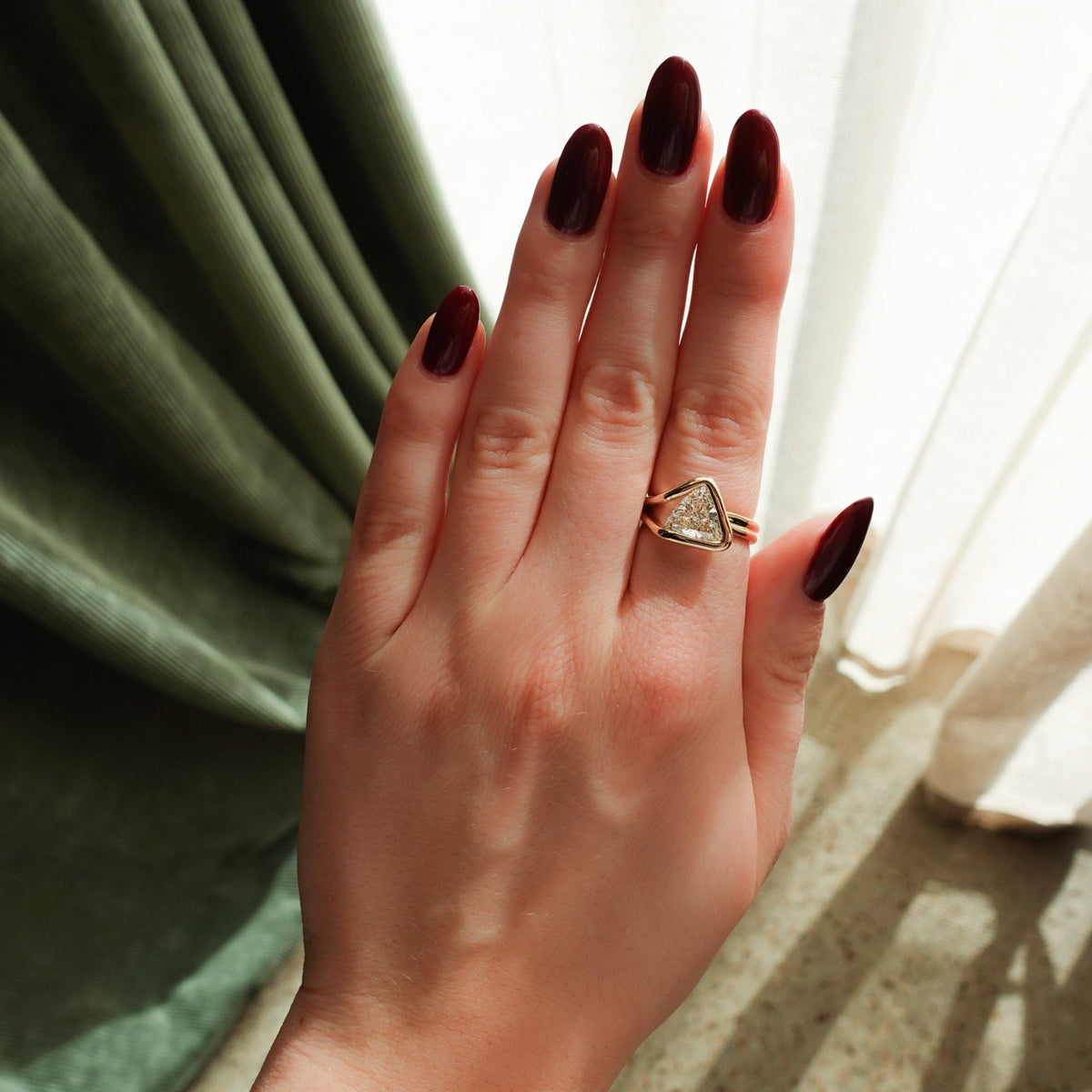 Lasso Engagement Ring with 2.05ct Trilliant Cut Lab Grown Diamond - GOODSTONE