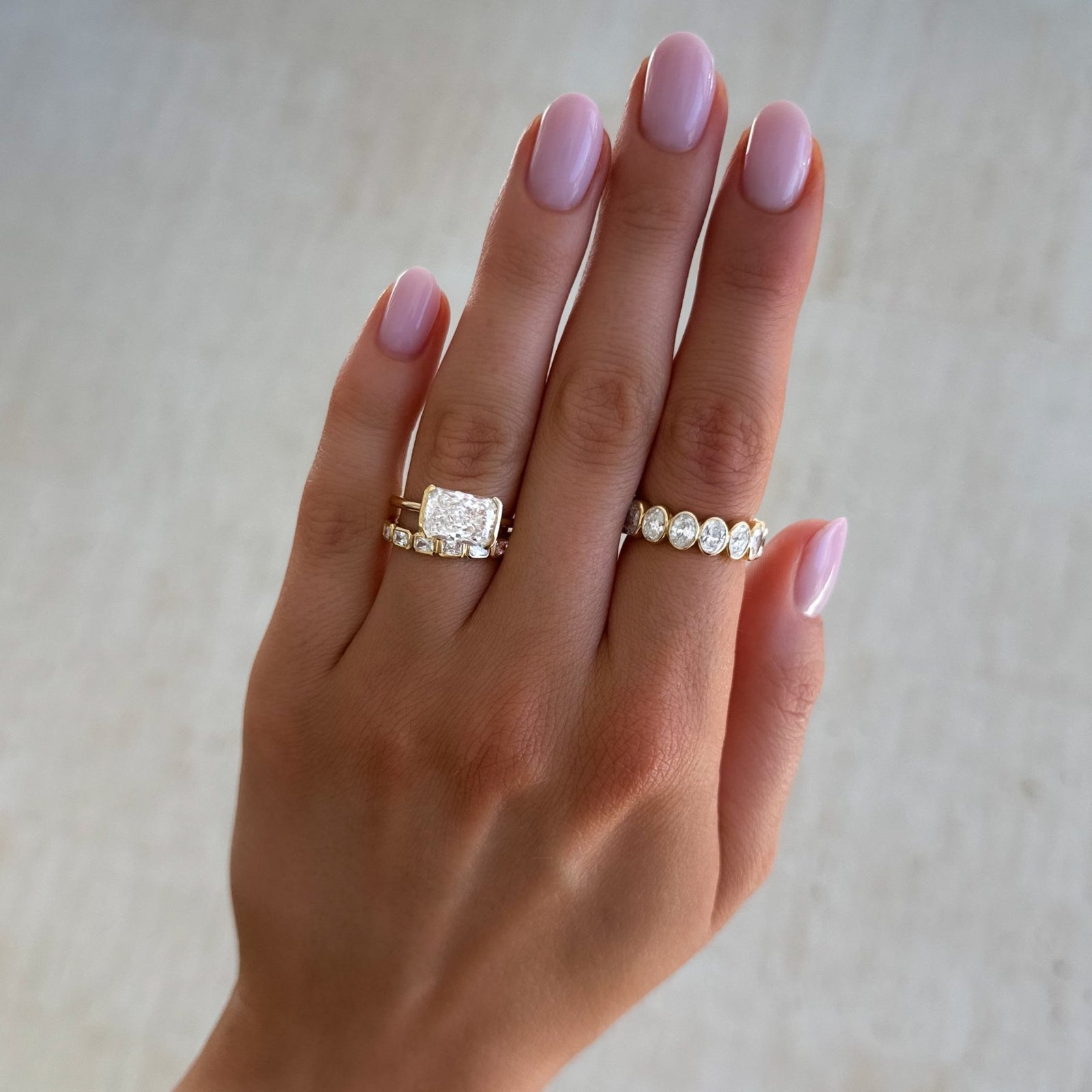 Midi Bezel Set Halfway Wedding Band With Oval Cuts - GOODSTONE