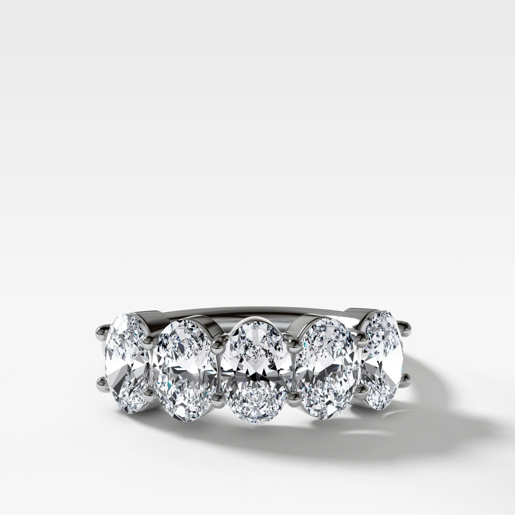 Five Stone Shared Prong Diamond Wedding Band With Oval Cuts (2.50ctw) - GOODSTONE