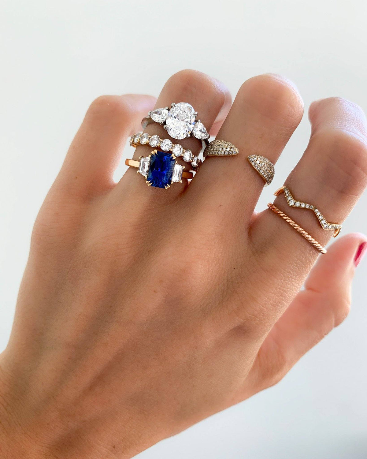 Sapphire Radiant Cut with Trapezoid Side Stone Engagement Ring, Platinum / Platinum / Natural