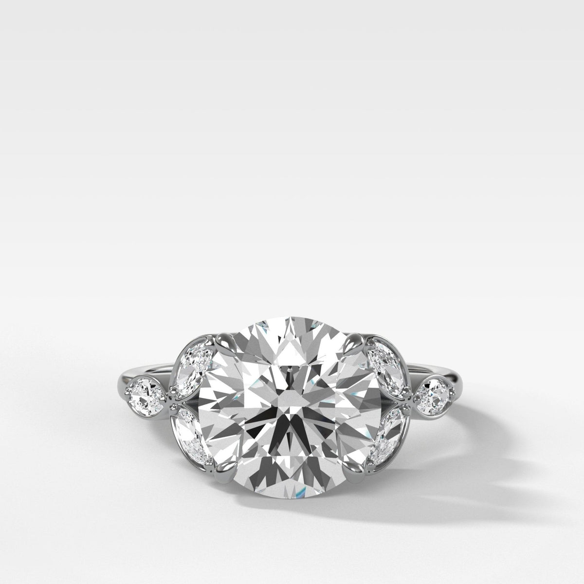 Laurel Engagement Ring With Round Cut Diamond - GOODSTONE