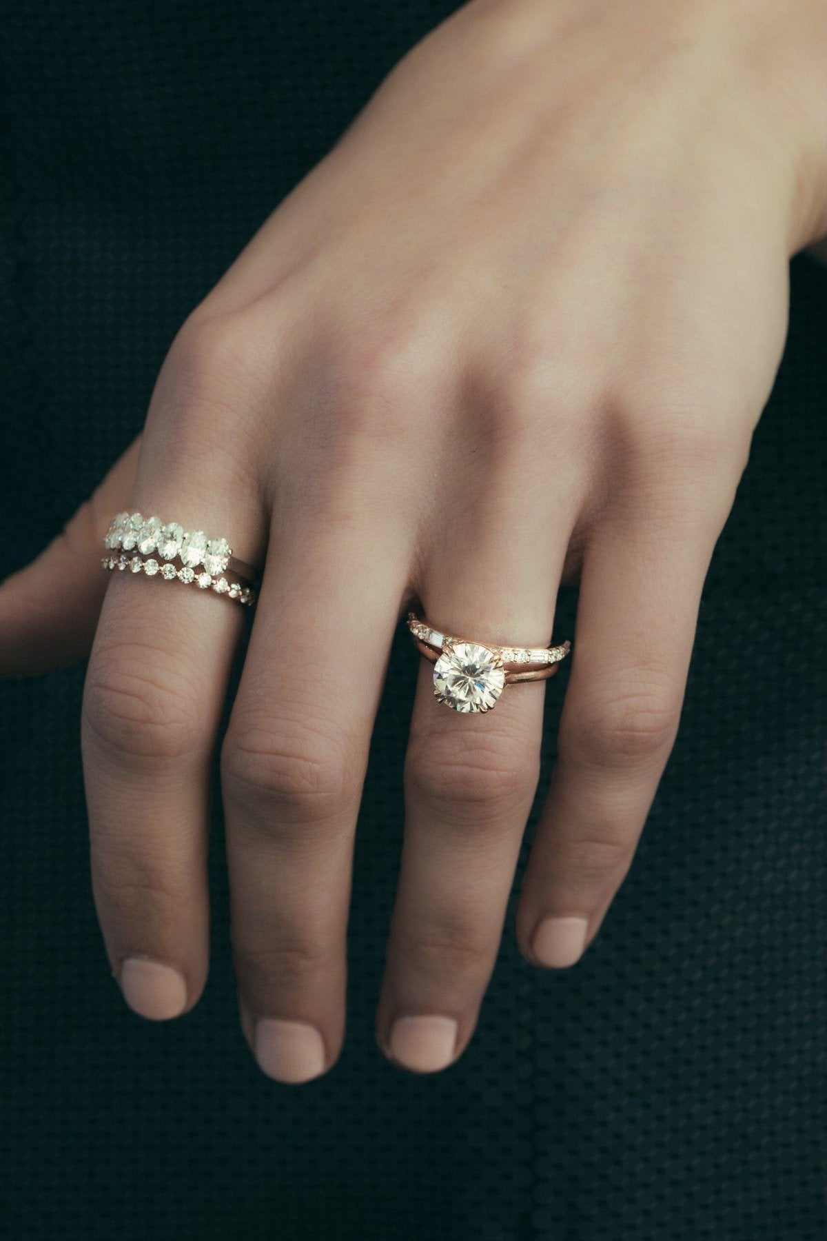 Solstice Band de Good Stone disponible en oro y platino